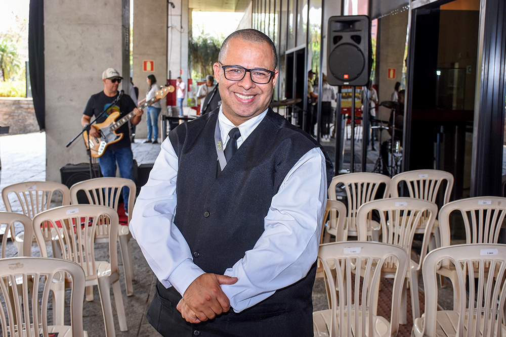 Not---Edgar-Alves-Intervalo-Cultural-com-Max-Rock-Trio._1.jpg