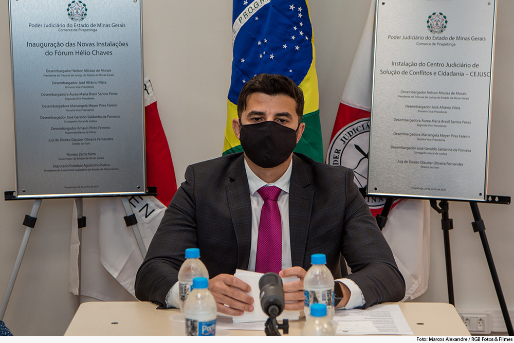 noticia-inauguracao-forum-Pirapetinga.jpg