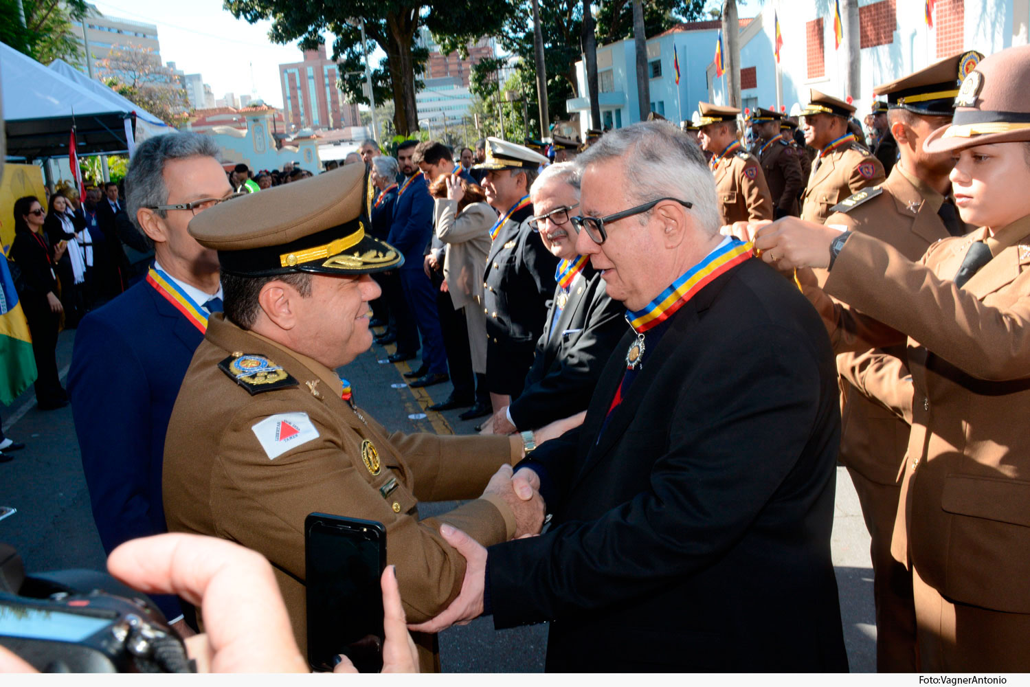 Noticia1Medalha-Alferes-Tiradentes.JuiizEvertonVilarion-de-Souza-07.06.jpg