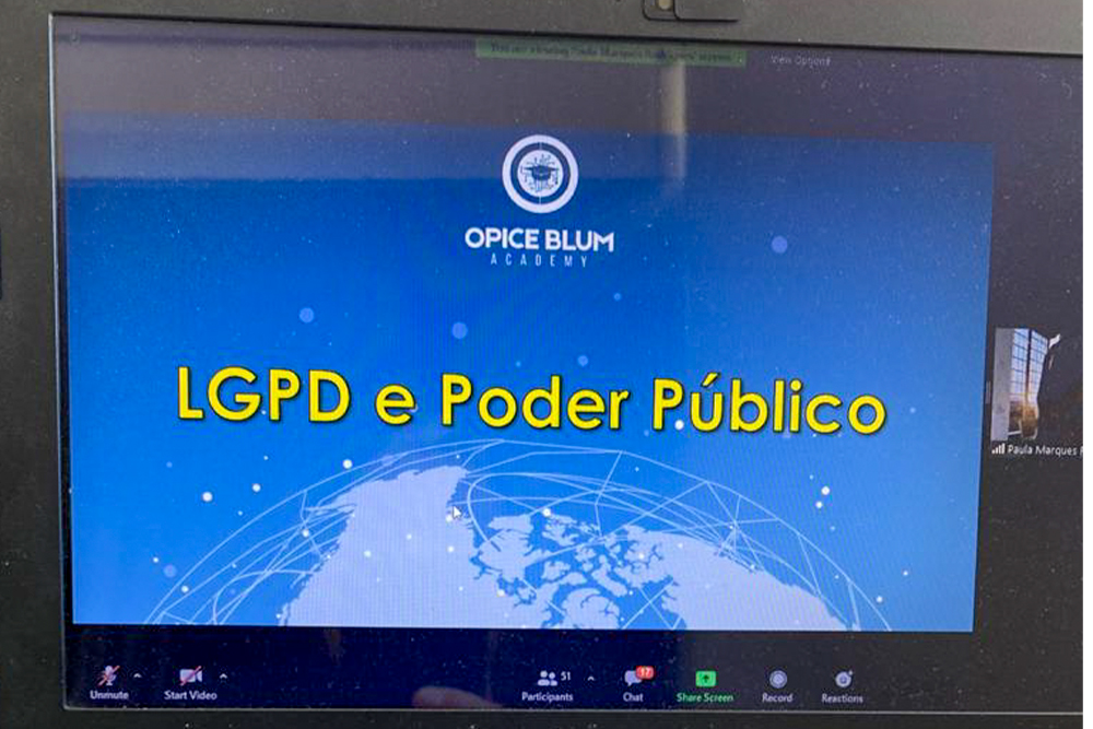 Tela de curso online, com os dizeres "LGPD e Poder Público"