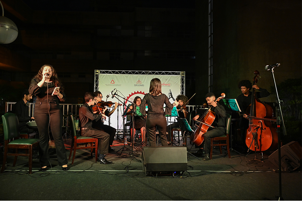 Not-1----Forum-Lafayette---Homenagem_-Orquestra-e-Pedal.jpg