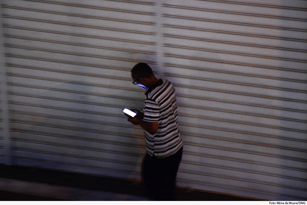 not-homem-celular-21.08.20.jpg