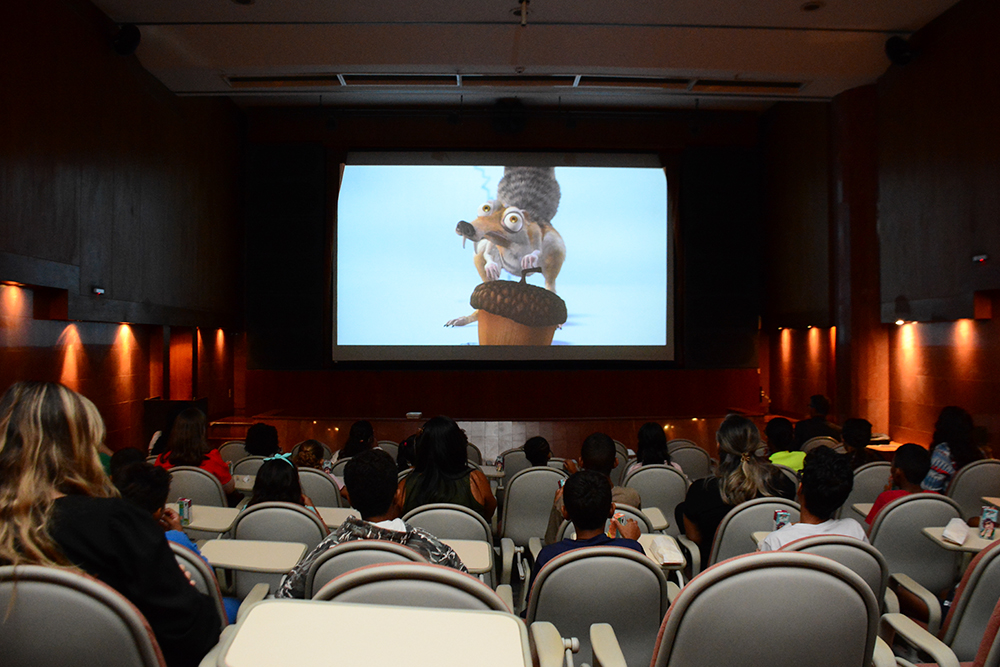 Not--6-Cine-Clube-TJMG-Expresso-COINJ-A-Era-do-Gelo.jpg
