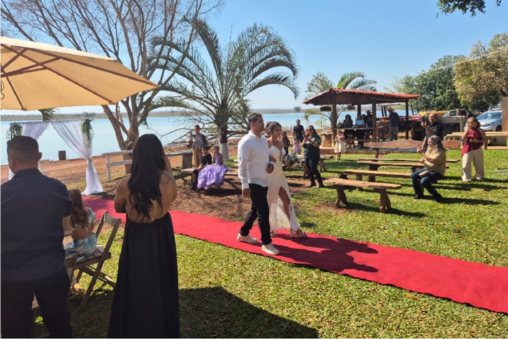 Not Casamento Comuinitario Curvelo - Abre.jpg