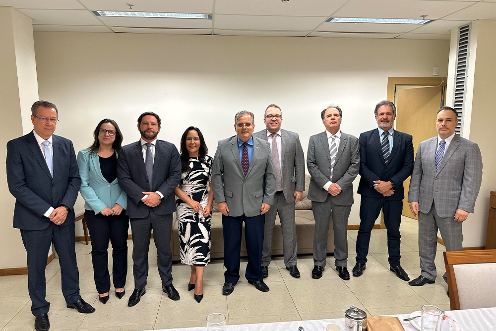 Not---3o-Vice-Presidente-do-TJMG-visita-Cejuscs-durante-a-XIX-SNC.9.jpg