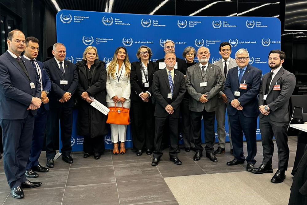 Not Comitiva Ejef em Haia 2.jpg