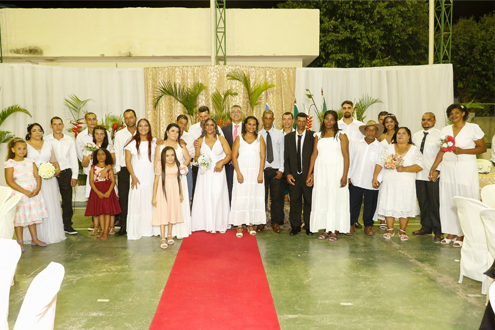 Not-2---Casamento-Comunitario-em-Tombos.jpg