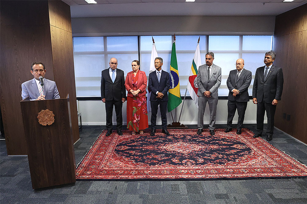 NOT-Entrada em exercício dos juízes_1.JPG