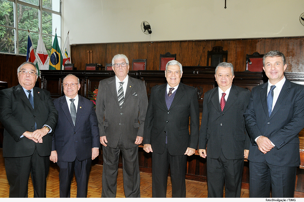 noticia3-galeria-de-retratos-forum-de-juiz-de-fora.jpg