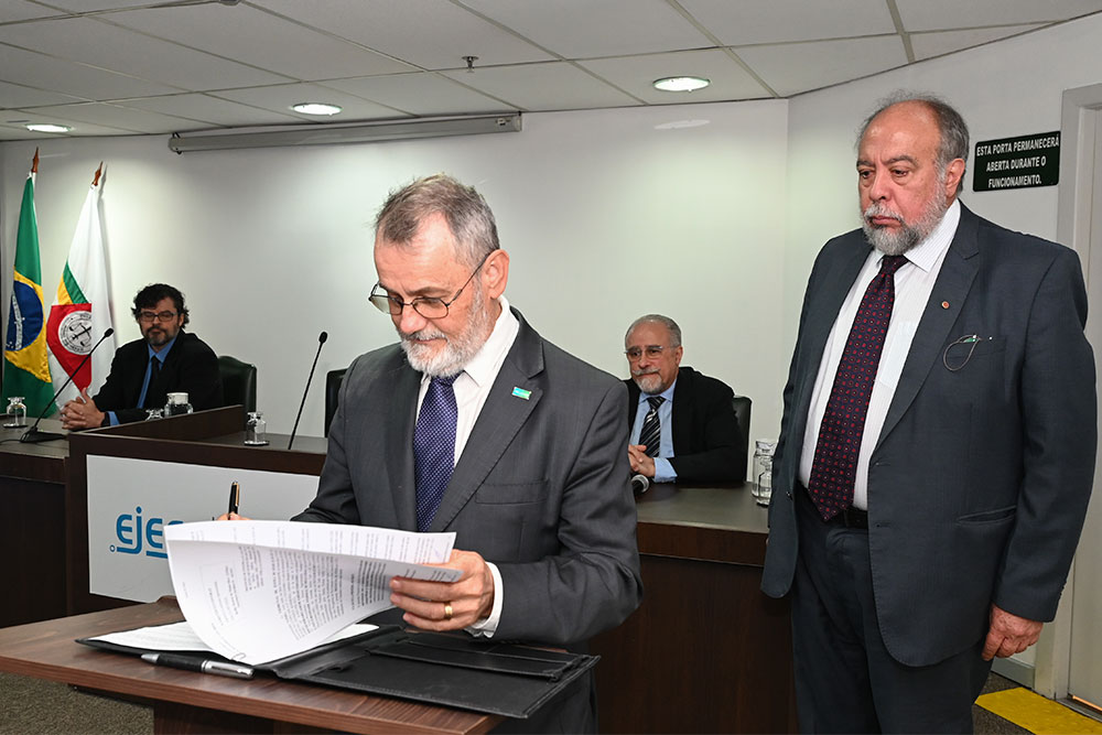 Not-3---Assinatura-de-Protocolo-de-Intencoes-EJEF-e-UFMG.jpg