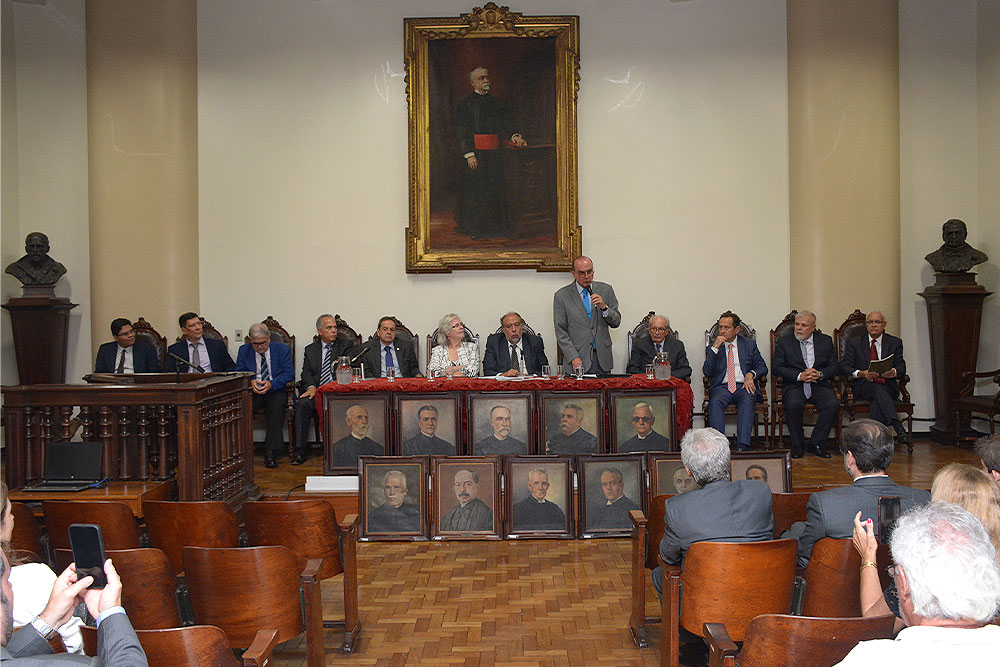 Not---Evento-na-Faculdade-de-Direito-da-UFMG-sobre-o-sesquicentenario-do-Judiciario-estadual1.jpg