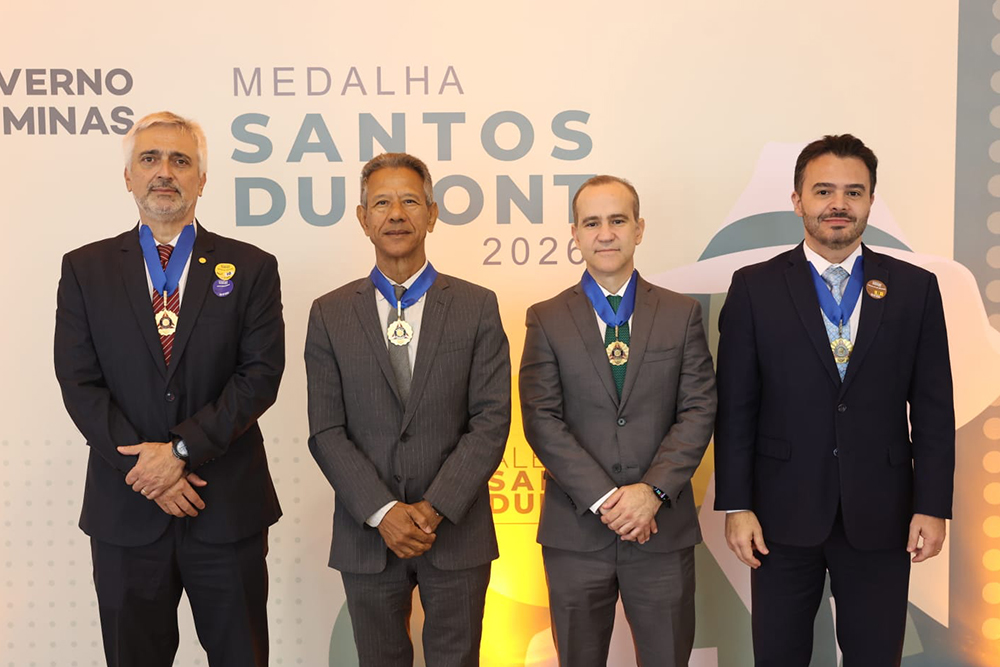 Not 1 Medalha Santos Dumont.jpg