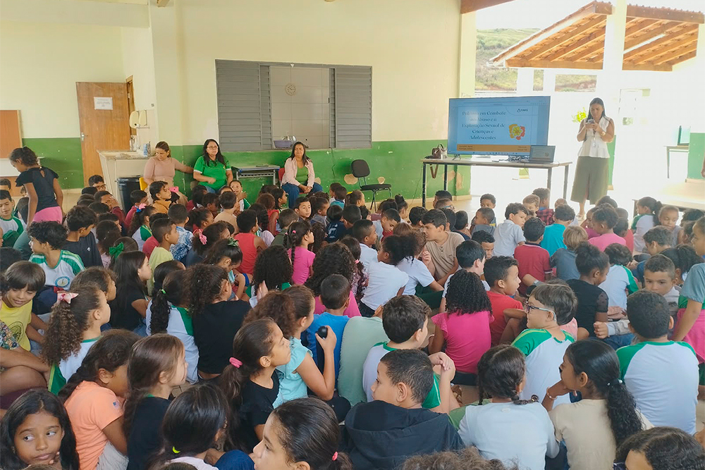 Not-Evento-Maio-Laranja---Teofilo-Otoni4.jpg