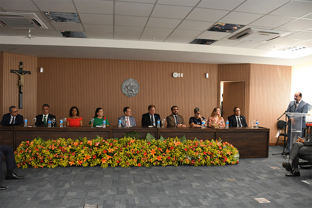 Not-ForumMontesClaros-PrefeitoMOC.jpg