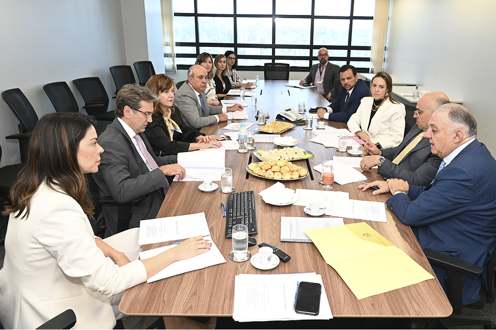 Not-1---Reuniao-1-Vice-Regimento-Interno.jpg