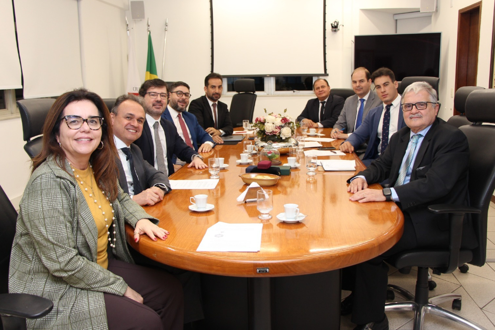 not-reuniaoTRF6.jpg