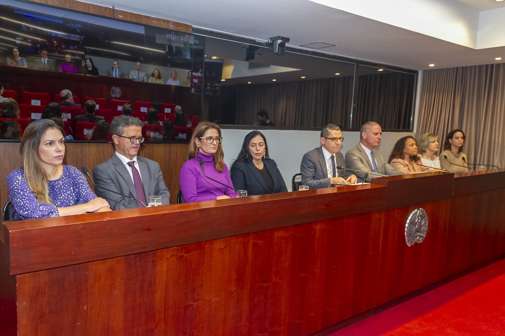 Not-Seminario-Orfandades-do-Feminicidio2.jpg