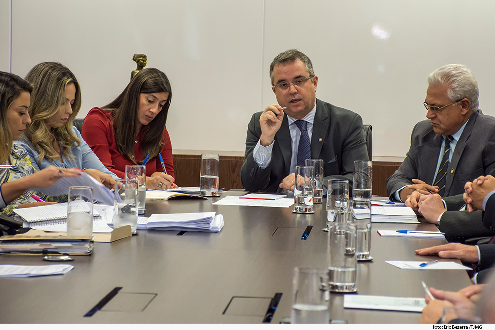 noticia04_07-05-19---Reuniao-Mutirao-Carcerario.jpg