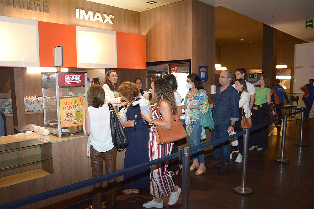 Not---Semana-do-Servidor-Cine-Boulevard-filme-Amsterda _2_.jpg
