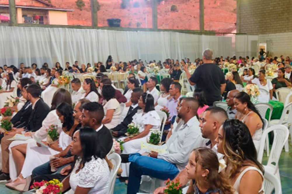 Not-1---Casamento-Comunitario-em-Ouro-Verde-de-Minas.jpg
