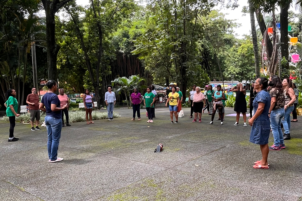 Not 2 Mulheres em Equilibrio COMSIV.jpg