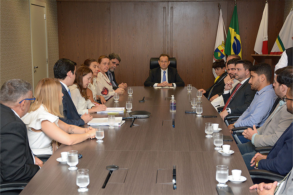 Not---Presidente-Correa-Junior-recebe-comitiva-de-Pompeu-2.jpg