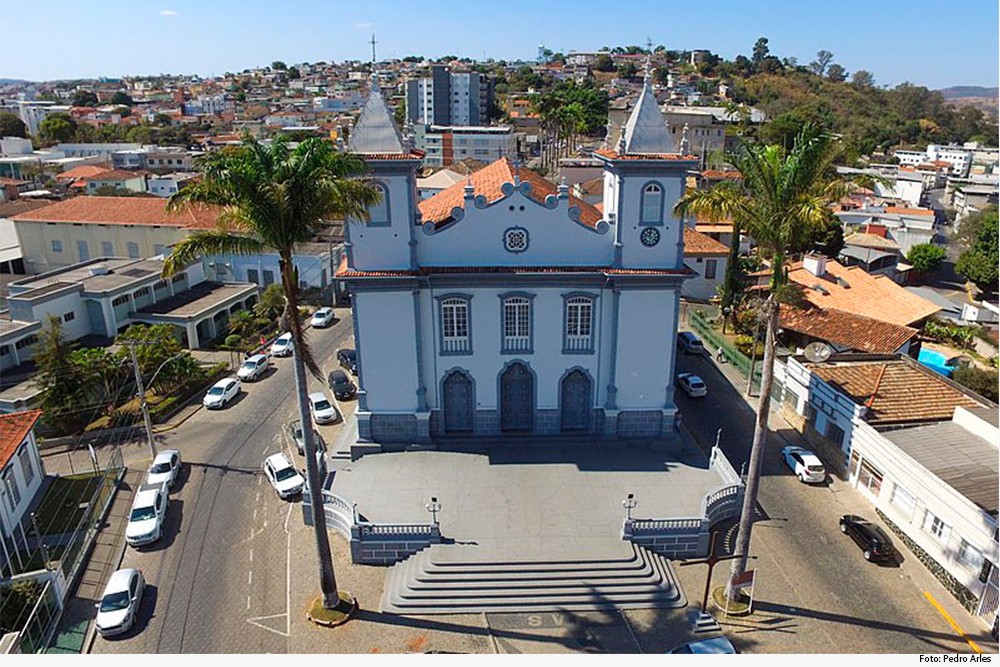 Igreja Matriz de São Vicente Ferrer, em Formiga