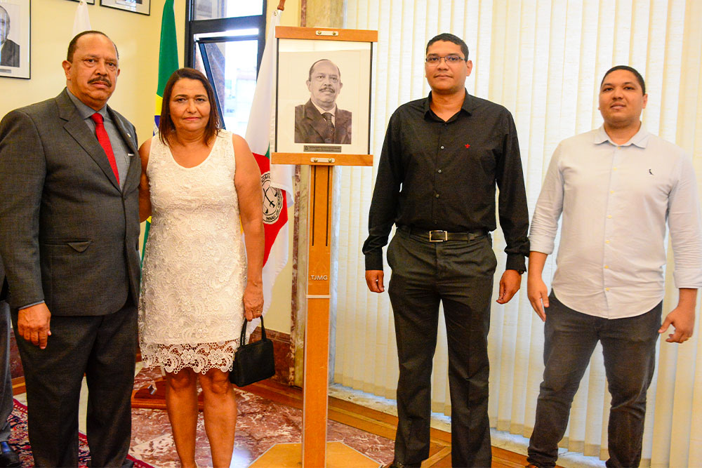 not---Inauguracao-da-foto-do-Des.-Agostinho-Goes-de-Azevedo-na-galeria-dos-ex-Corregedores-Gerais-de-Justica-3.jpg