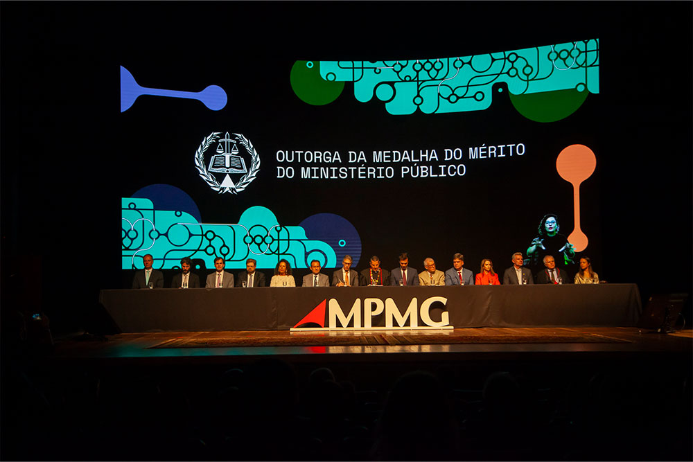 Not-Solenidade-de-Outorga-da-Medalha-do-Merito-MPMG.jpg