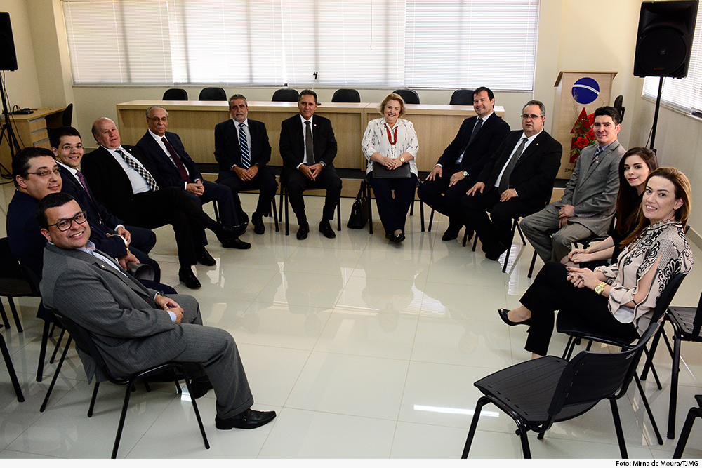 noticia5-visita-oab-unai-antes-do-evento-forum-13.01.jpg