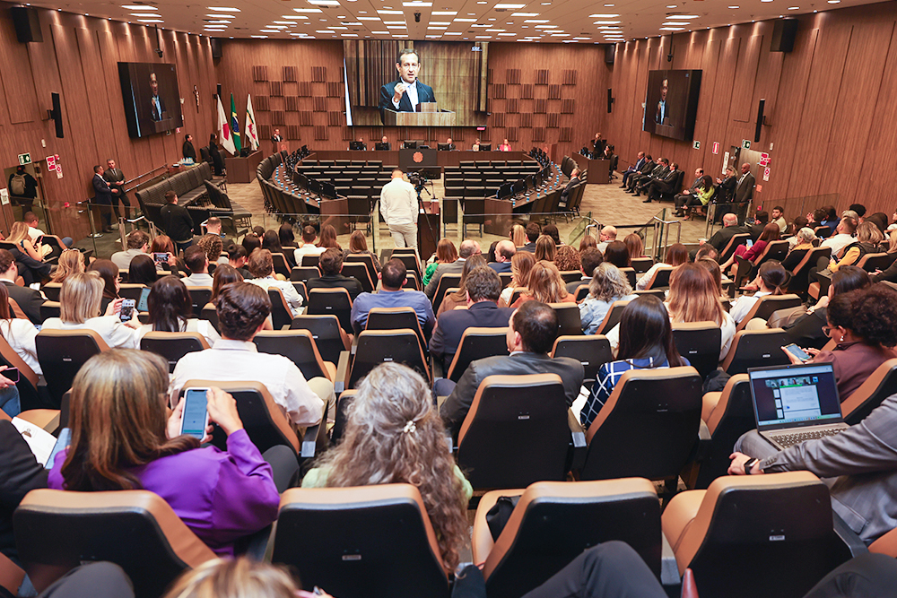 not-Ciclo-de-palestras-10-anos-codigo-de-Processo-Civil-6-.jpg