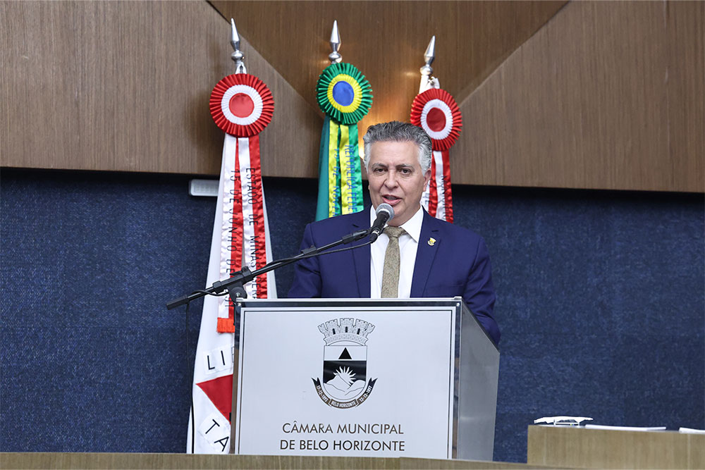 Not-Titulo-de-Cidadao-Honorario-ao-Pres-do-TJMG-Des-Correa-Junior-15-Alvaro-Damiao.jpg