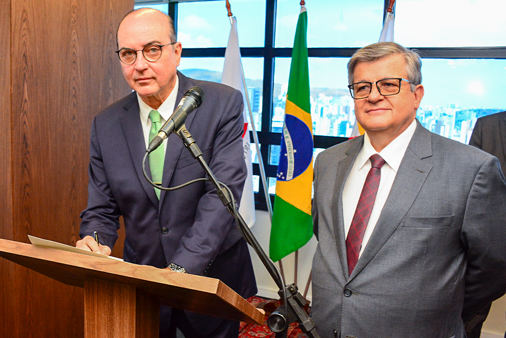 Not---Posse-do-JD-Walner-Barbosa-Millward-Azevedo-no-cargo-de-Desembargador--2-.jpg