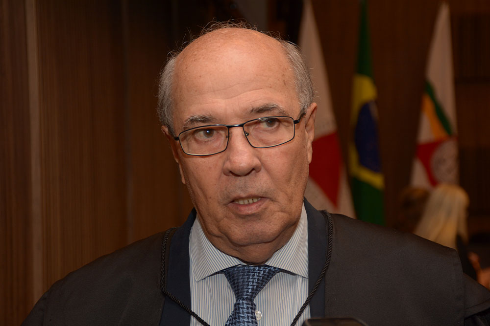Not---Sessao-do-Orgao-Especial.-Despedida-do-Desembargador-Armando-Freire.jpg