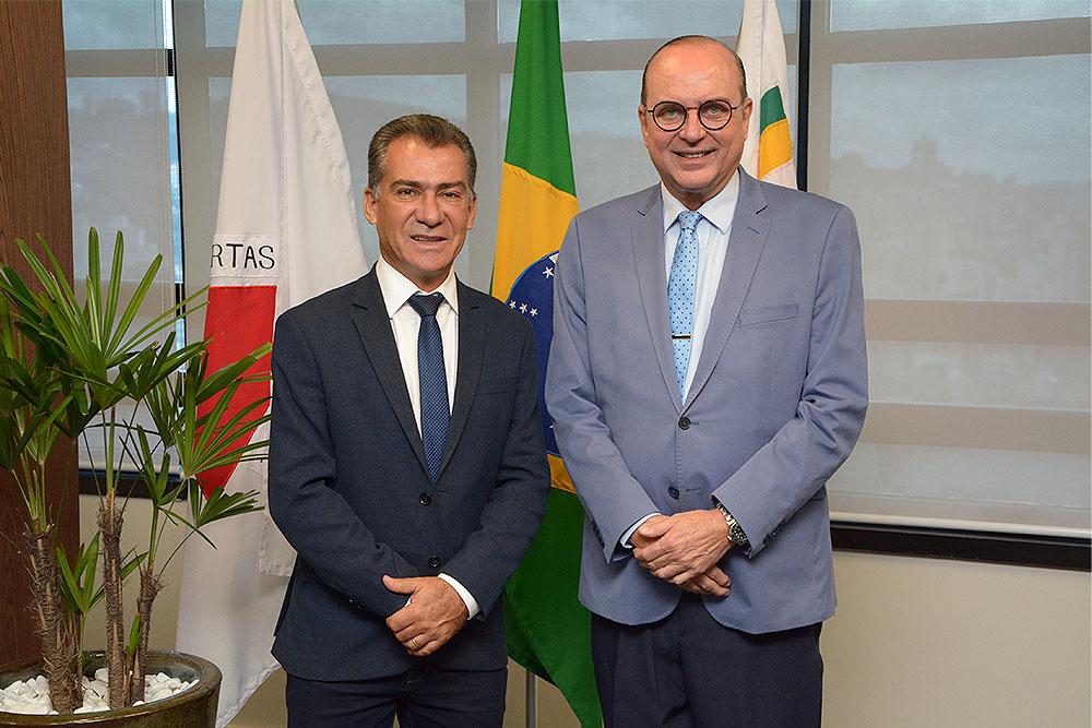 Not---Presidente-Jose-Arthur-Filho-recebe-a-visita-do-deputado-Fabio-Avelar.jpg