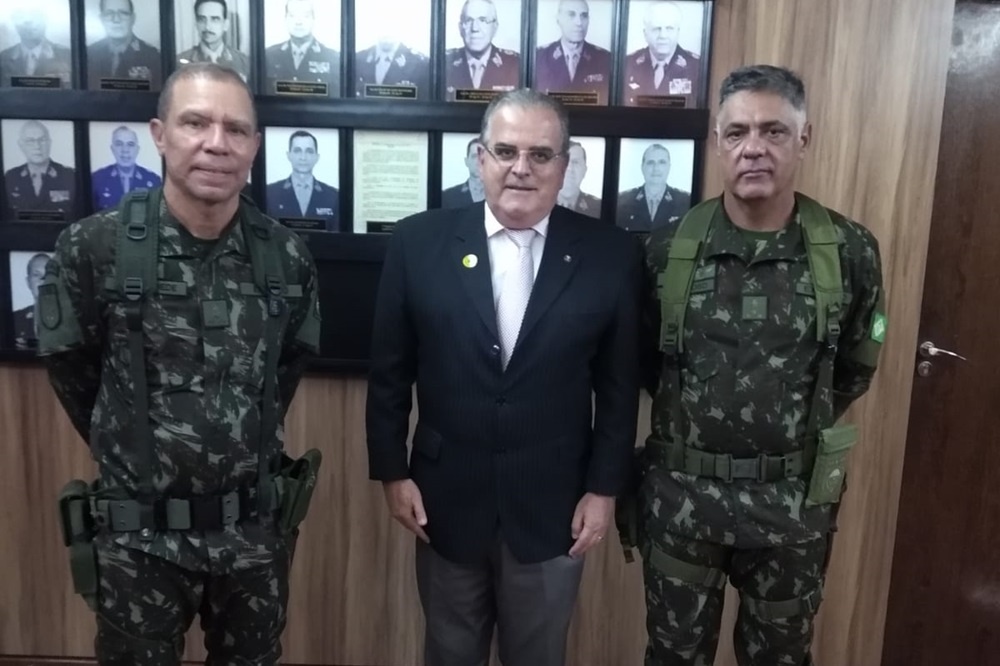 Not Passagem Comando 4 Regiao Militar.jpeg