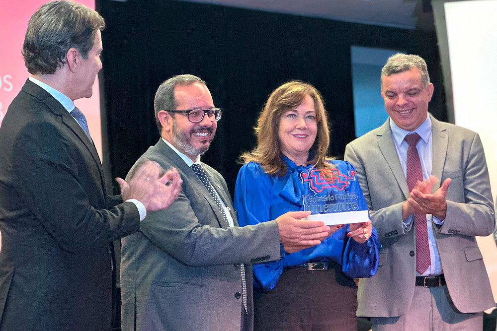 Not---TERCEIRA-VICE-PRESIDENCIA-PROMOVE-LIVE-SOBRE-CONCILIACAO-E-MEDIACAO-FAMILIAR-Des.-Ana-Paula-Caixeta.jpg