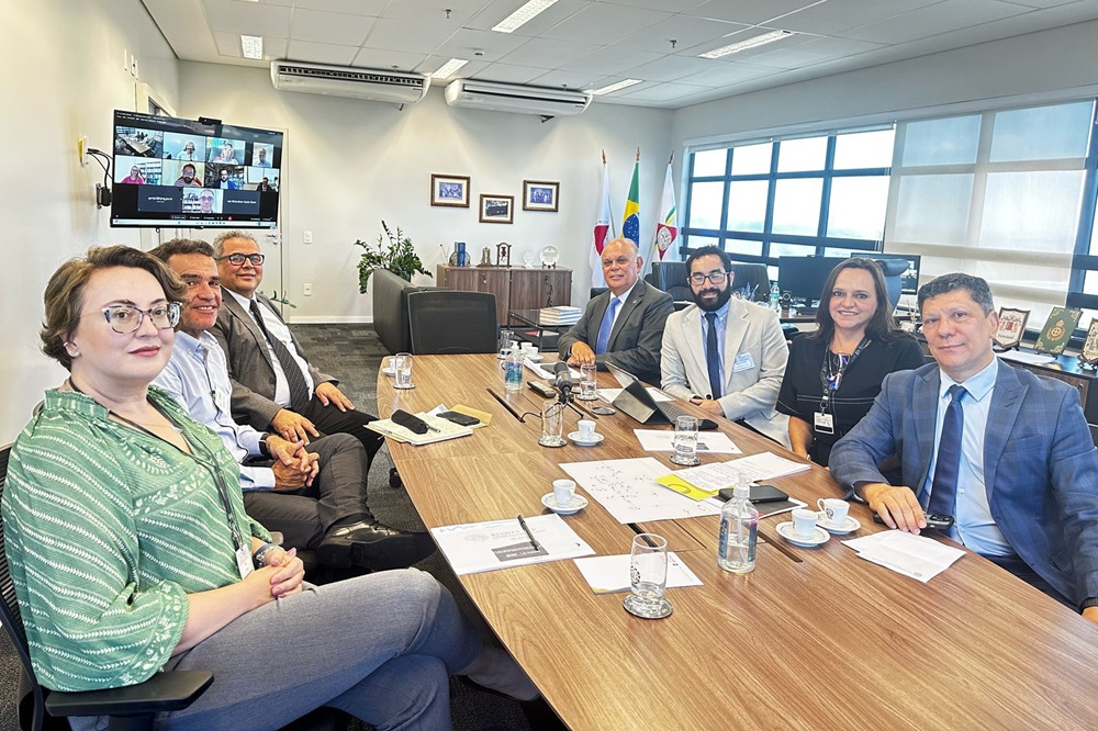 Not---Reuniao-editorial-da-revista-EJEF-3.jpeg