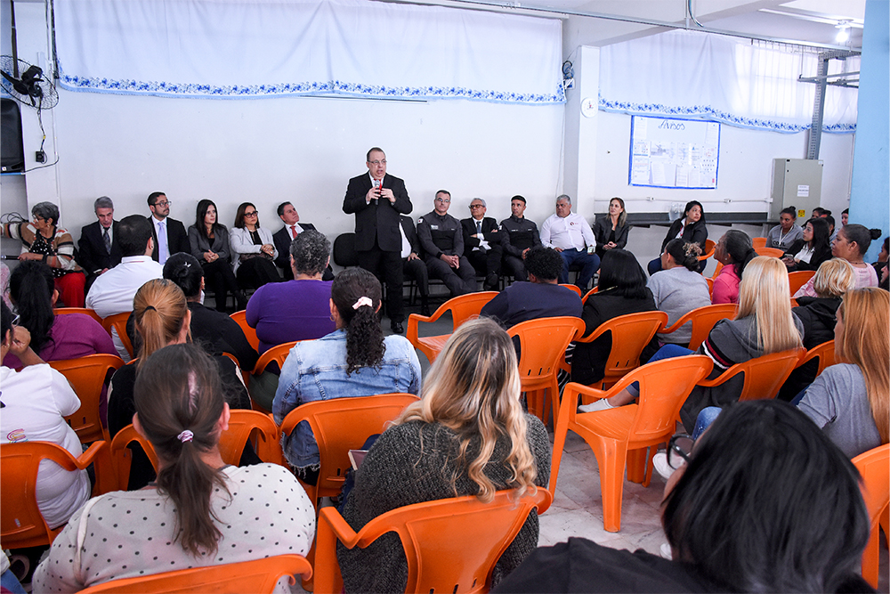 Not Visita a Apac feminina.2.jpg