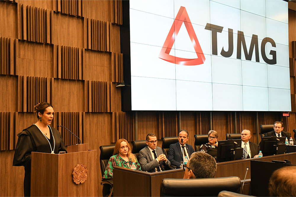 Not-posse-juizes-oradoraGabriela-Furtado.jpg