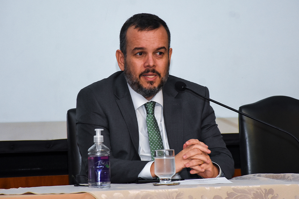 Not---Fredie Didier-Seminario-Sistema-Brasileiro-de-Precedentes._7.jpg