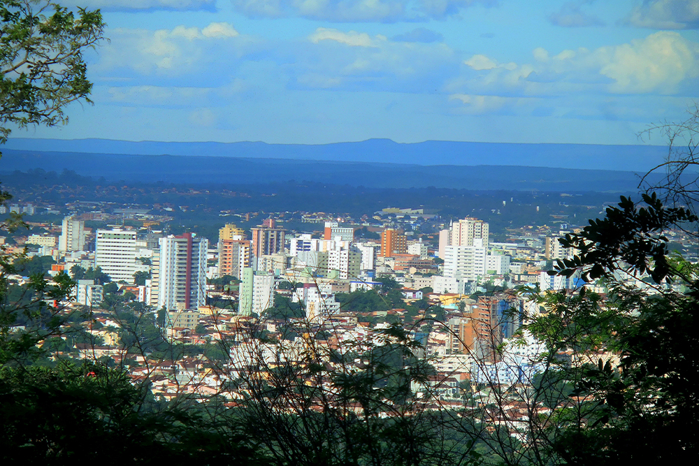 Not--Vista-de-Montes-Claros.jpg
