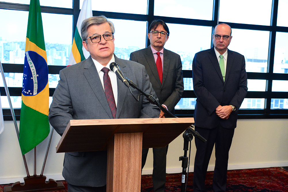 Not---Posse-do-JD-Walner-Barbosa-Millward-Azevedo-no-cargo-de-Desembargador--16-.jpg