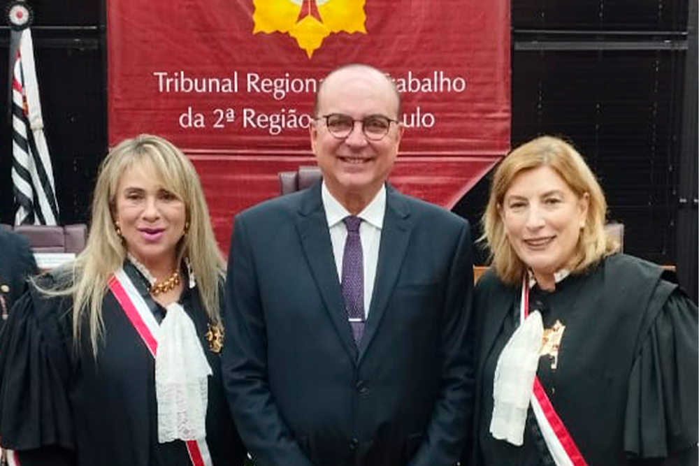 Not---Presidente-recebe-comenda-Ordem-do-Merito-Judiciario-TRT-SP._1.jpg