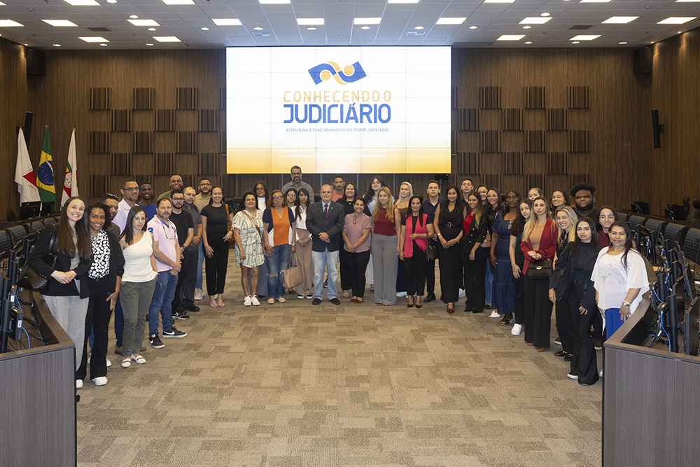 Not 2 Conhecendo o Judiciario Bombeiros.jpg