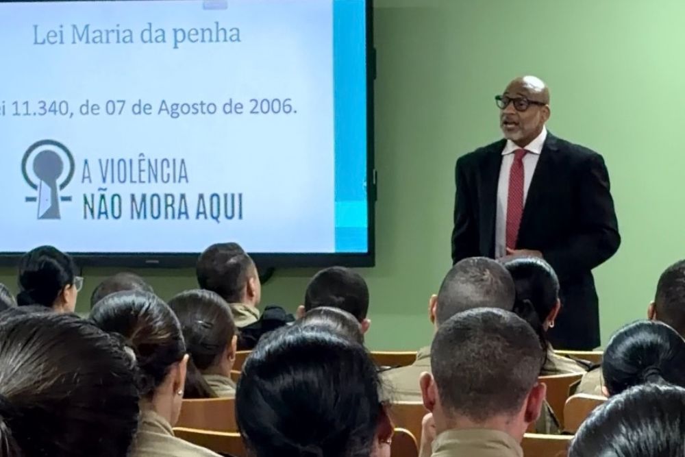 not maria penha escola2.jpg