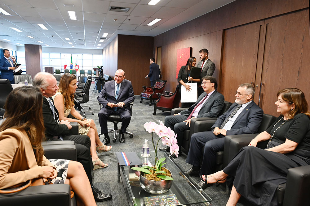 Not-1---Consul-Paises-Baixos.jpg
