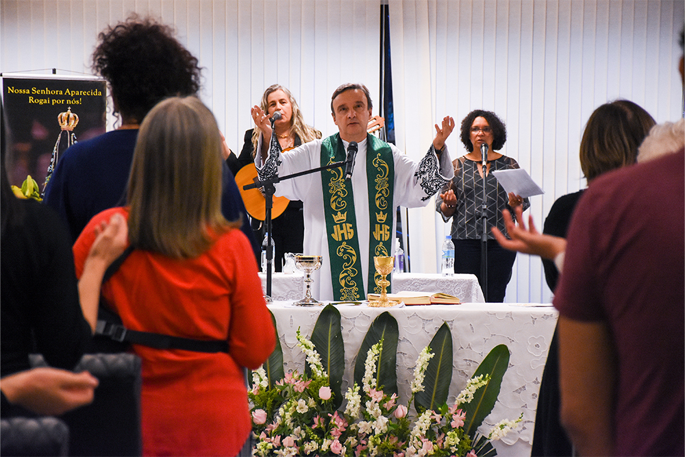 Not---Missa-de-Graca-e-Louvor._2.jpg