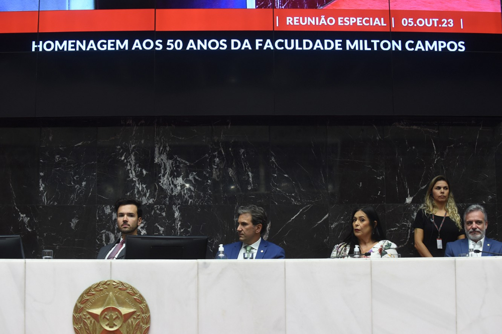 not-miltoncampos-destiagopinto.jpg
