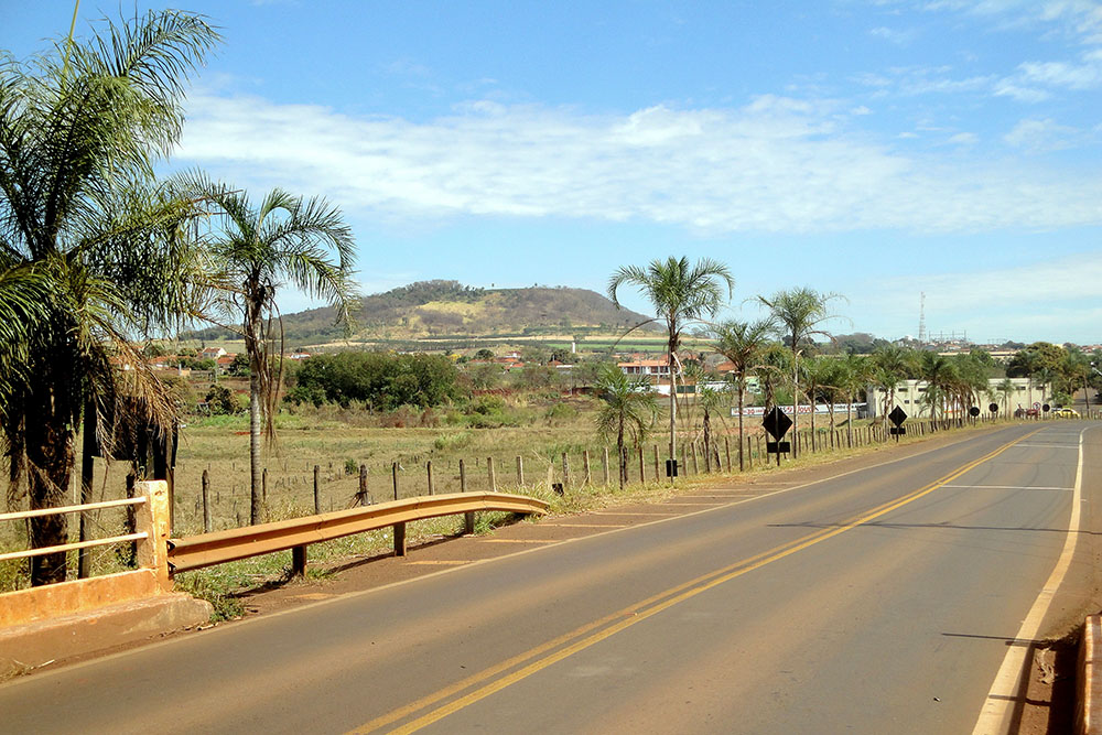 Trecho de rodovia